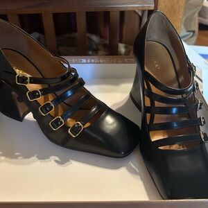 Chloé Janis pump size 38. Worn in the house only. Heel height 3.1”/80mm.